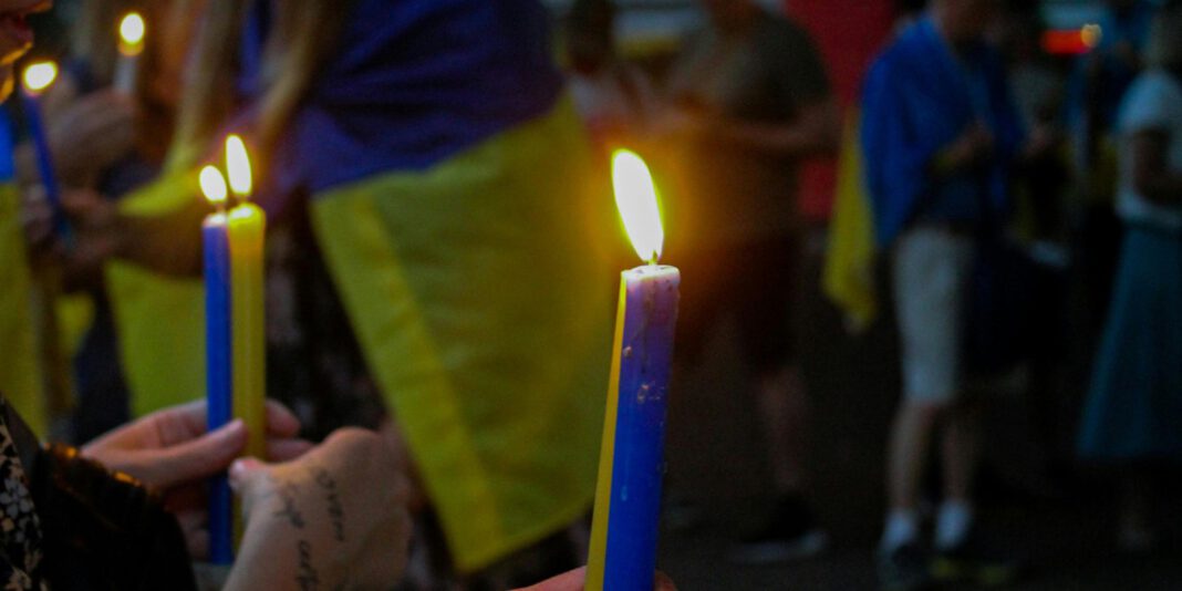 Eltville ruft zu Mahnwache für die Ukraine am 20. Dezember auf Eltville ruft zu Mahnwache für die Ukraine am 20. Dezember auf