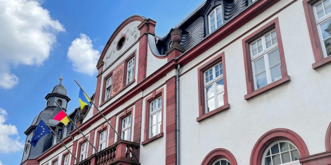 Eltville: Verwaltung am Sektfestmontag nur vormittags erreichbar