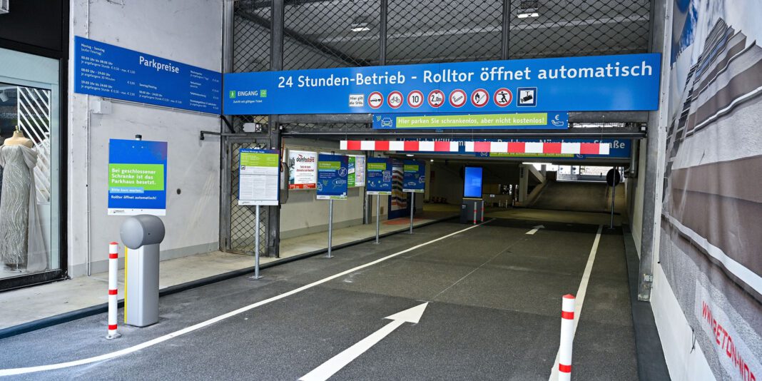 Ganztägige Zufahrtsperre im Parkhaus Nürnberger Straße in Hanau wegen Bodenprüfung