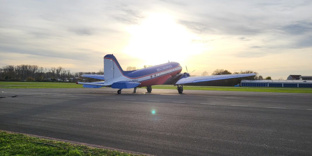 Nächtliche Vermessungen über Südhessen: Flugzeug sammelt Geodaten für Geothermie und Lithiumforschung
